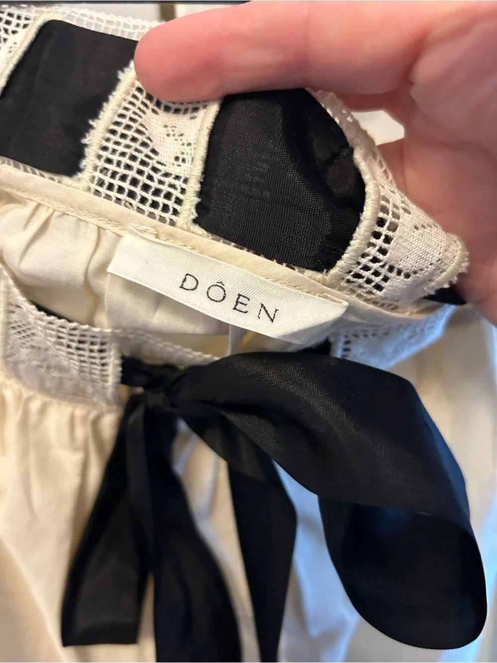 Doën Cream Peasant Blouse with Black Ribbon - Picture 3 of 6